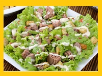 ensalada cesar con atun